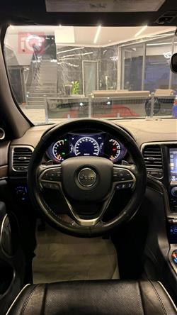 جيب جراند شيروكي